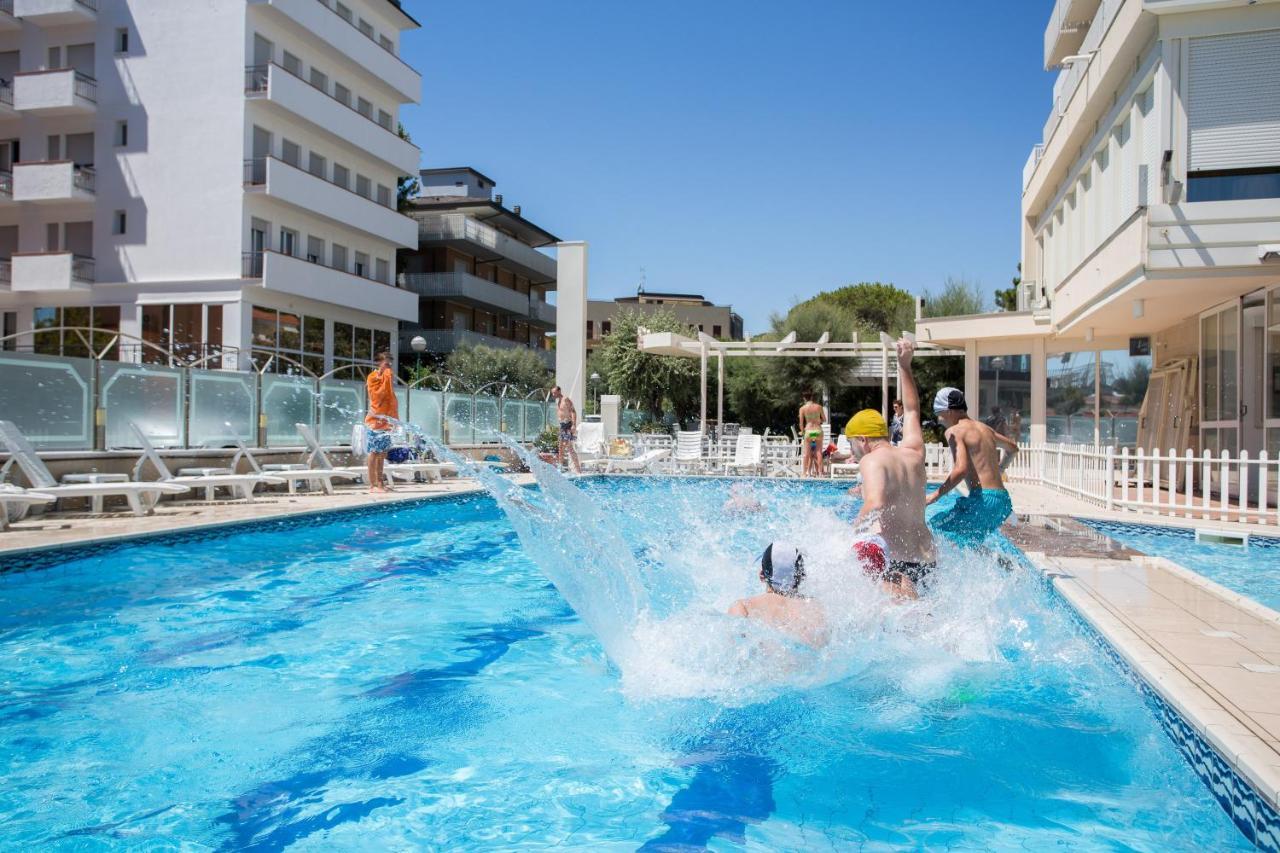 Hotel Solemare Milano Marittima Extérieur photo